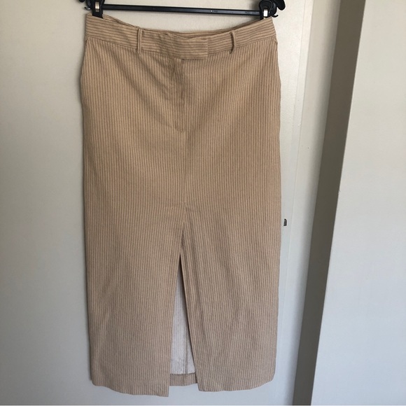 Midi skirt with stripes and front slit. - Picture 5 of 12